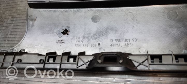 Volkswagen Golf VII Rivestimento modanatura del vetro della portiera posteriore 5G6839902B