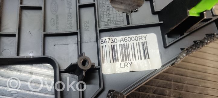 Hyundai i30 Panelės apdailos skydas (šoninis) 84730A6000