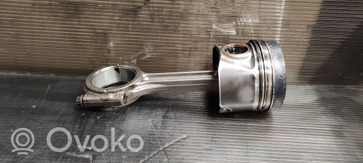 Volkswagen Tiguan Piston with connecting rod 