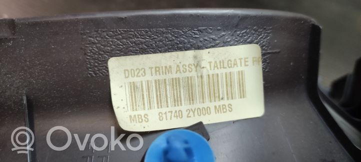 Hyundai ix35 Cita veida bagāžnieka dekoratīvās apdares detaļa 817412Y000