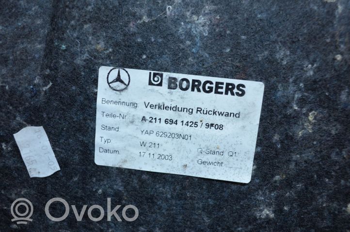 Mercedes-Benz E W211 Doublure de coffre arrière, tapis de sol A2116941425
