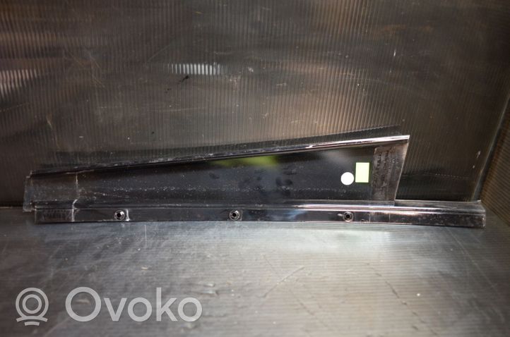 BMW X3 E83 Rivestimento del vetro della portiera 