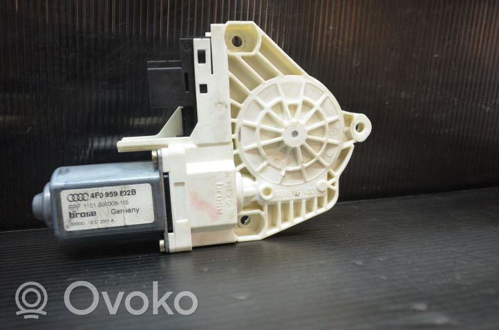 Audi A6 S6 C6 4F Front door window regulator motor 4F0959802