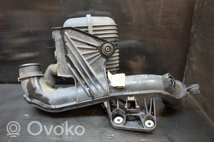 Audi A4 S4 B8 8K Risuonatore di aspirazione 8K0145832B