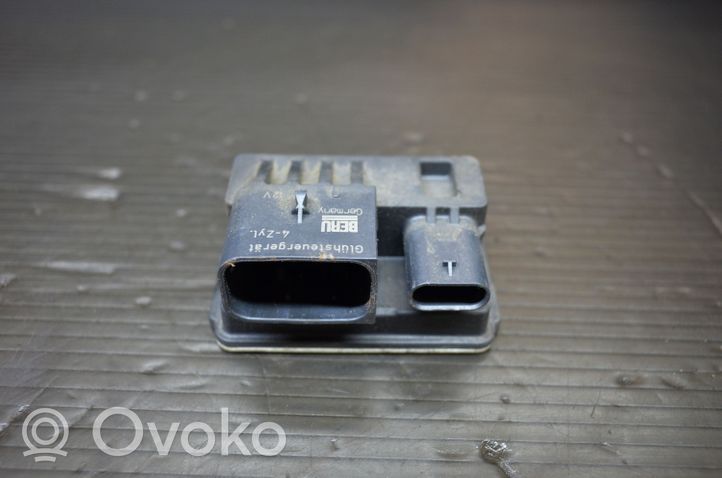 BMW 5 F10 F11 Žvakių pakaitinimo rėlė 781085605