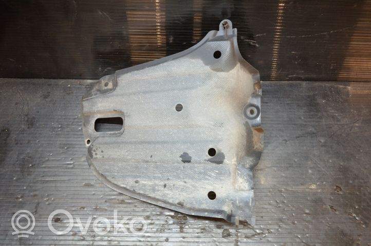 Toyota Avensis T250 Moottorin alustan välipohjan roiskesuoja 5839805020