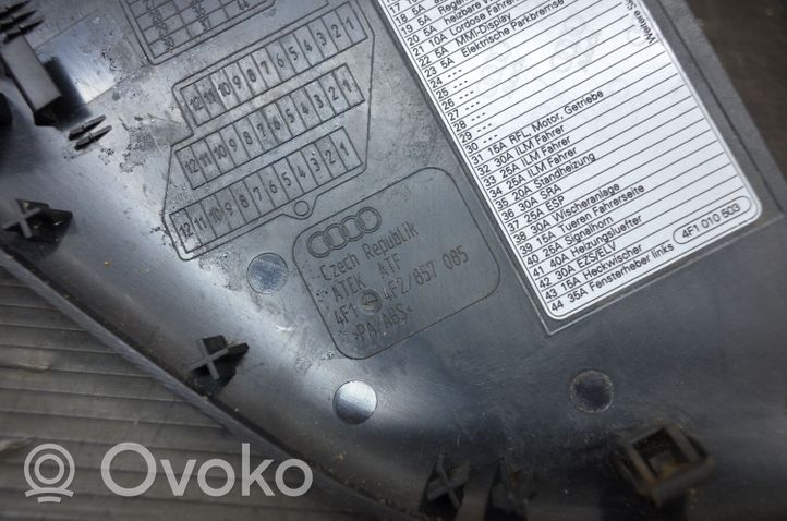 Audi A6 S6 C6 4F Panelės apdailos skydas (šoninis) 4F1857085