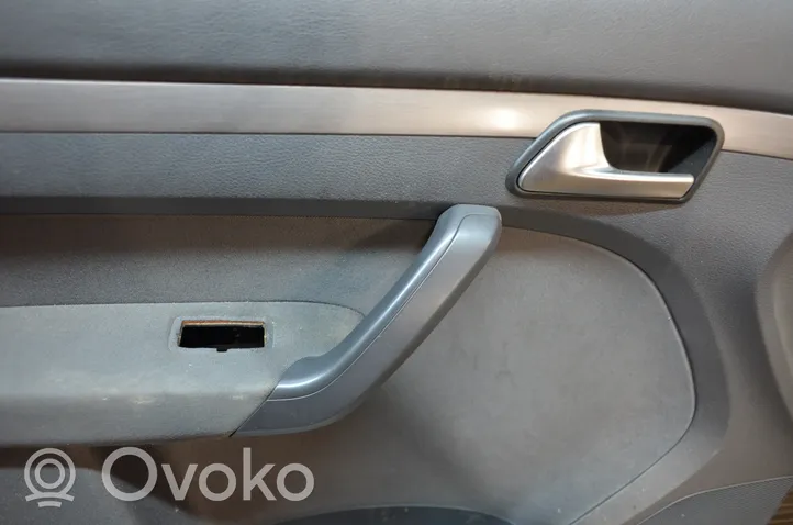 Volkswagen Touran II Priekšējo durvju apdare 1T1867011