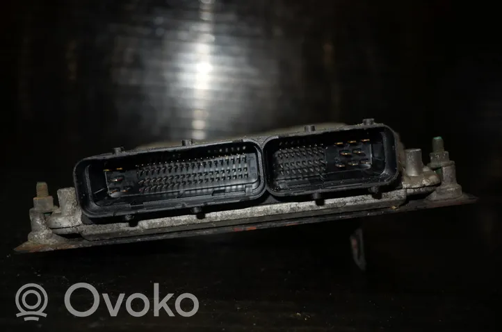 Chrysler Voyager Sterownik / Moduł ECU 0281012999