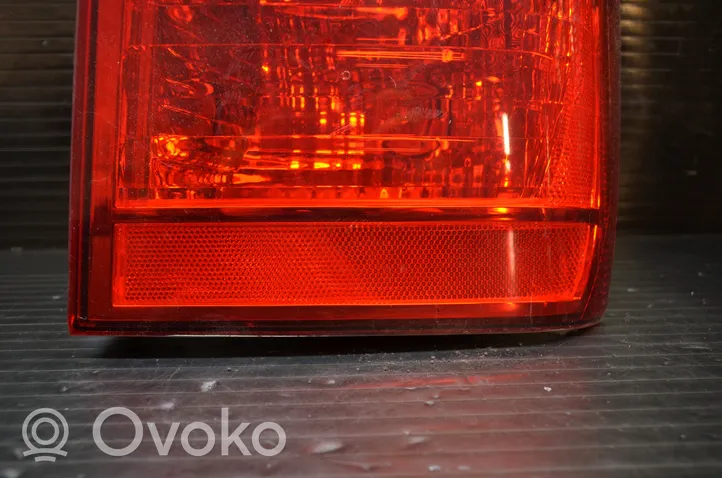 KIA Carnival Rear/tail lights 