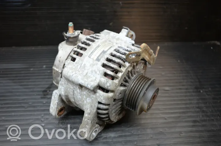 KIA Carnival Generatore/alternatore 373004X900