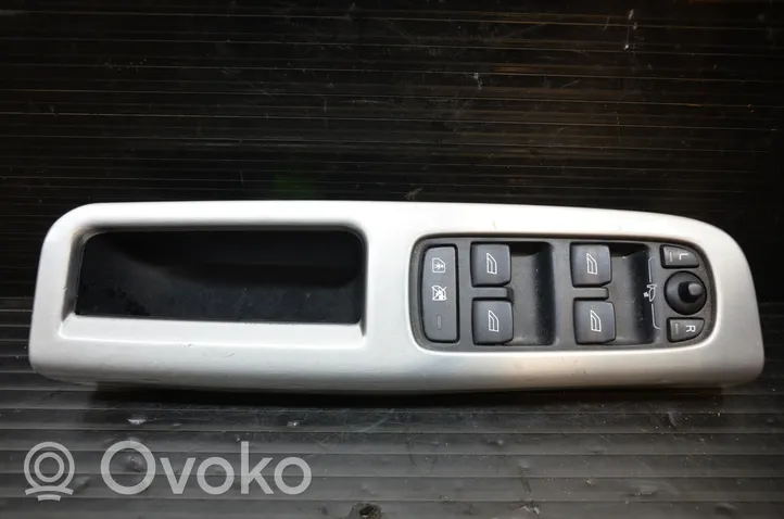 Volvo V50 Interruttore di controllo dell’alzacristalli elettrico 8679666