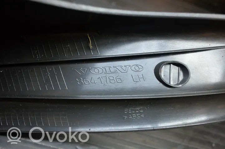 Volvo V50 Copertura del rivestimento del sottoporta posteriore 8641786