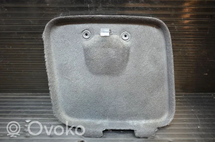 Volvo V50 Dolny panel schowka koła zapasowego 