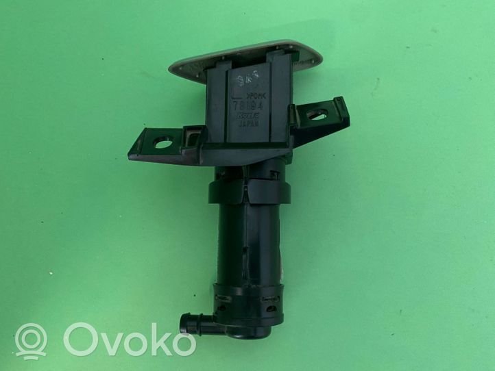 Toyota Corolla E120 E130 Ugello a spruzzo lavavetri per faro 8520813020