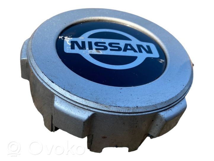 Nissan Navara D22 Gamyklinis rato centrinės skylės dangtelis (-iai) 403420Y000