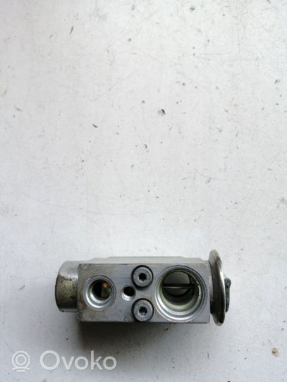 Opel Zafira B Air conditioning (A/C) expansion valve 324342