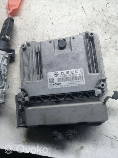 Volkswagen Golf VI Aizdedzes ECU komplekts 1K0905851B