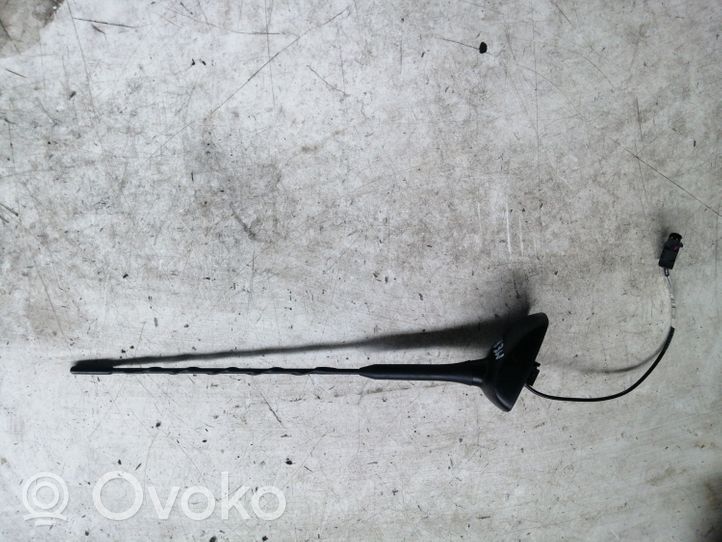 Opel Meriva B Antena radiowa 13322155