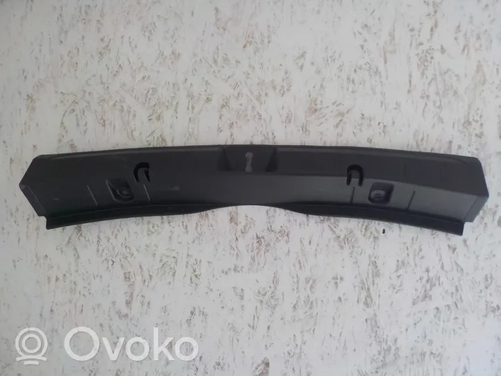 Subaru XV II Rivestimento di protezione sottoporta del bagagliaio/baule 94046FL010