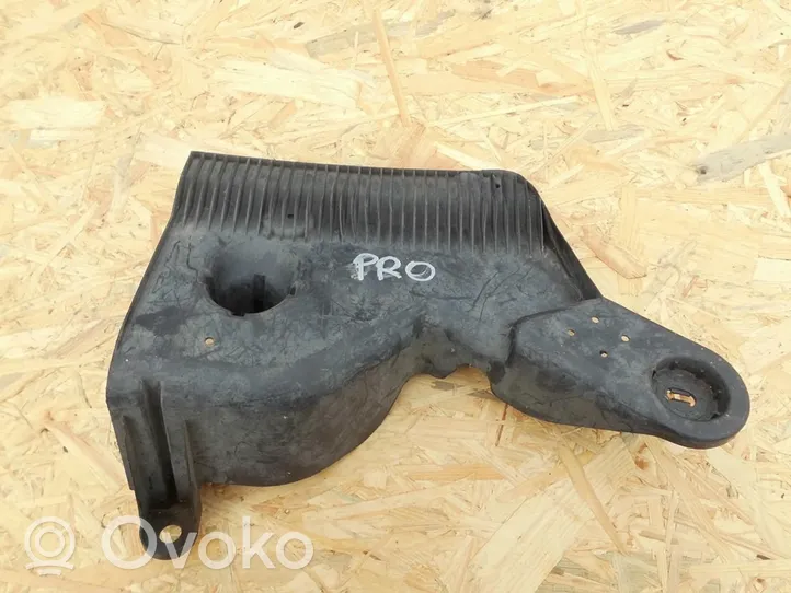 Toyota Proace Kita variklio skyriaus detalė 9816482080