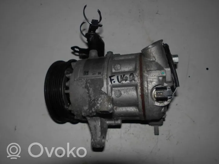 Subaru Forester SK Ilmastointilaitteen kompressorin pumppu (A/C) T28481B
