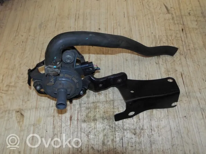 Toyota Auris E180 Pompe à eau de liquide de refroidissement 