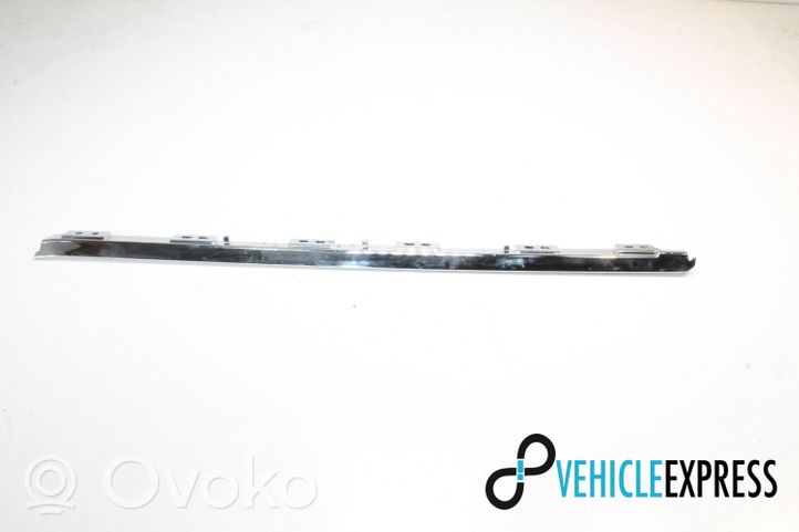 Toyota Avensis T270 Kojelaudan hansikaslokeron lista 5547505220