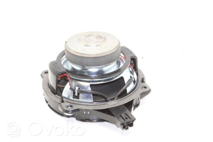 Hyundai i40 Subwoofer speaker 963803Z050