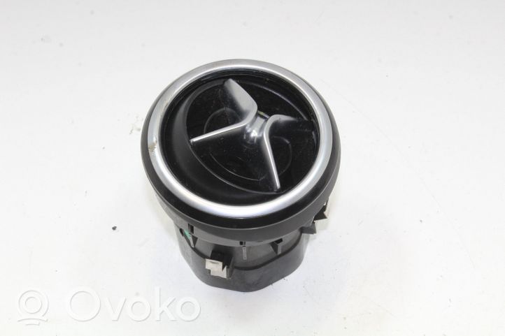 Mercedes-Benz B W246 W242 Kojelaudan tuuletussuuttimen suojalista A2468300354