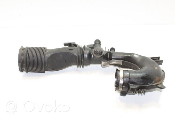 Mercedes-Benz B W246 W242 Salono oro latakas (-ai) A2700900629