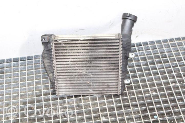 Audi Q7 4L Chłodnica powietrza doładowującego / Intercooler 7L5145803C