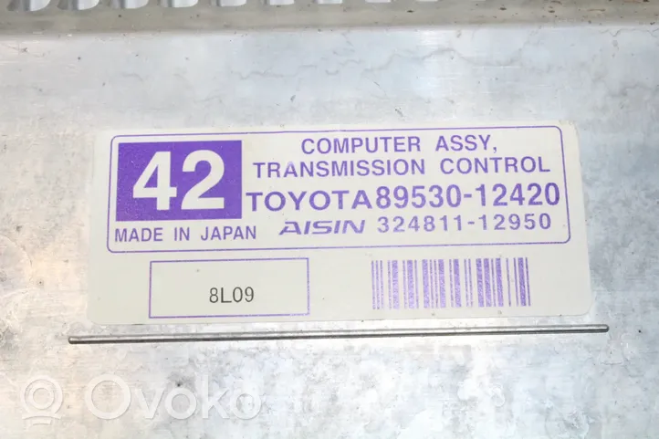 Toyota Auris 150 Vaihdelaatikon ohjainlaite/moduuli 8953012420