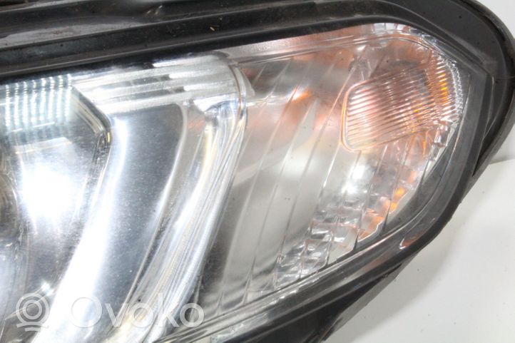 Ford Ecosport Headlight/headlamp CN1513W030CG