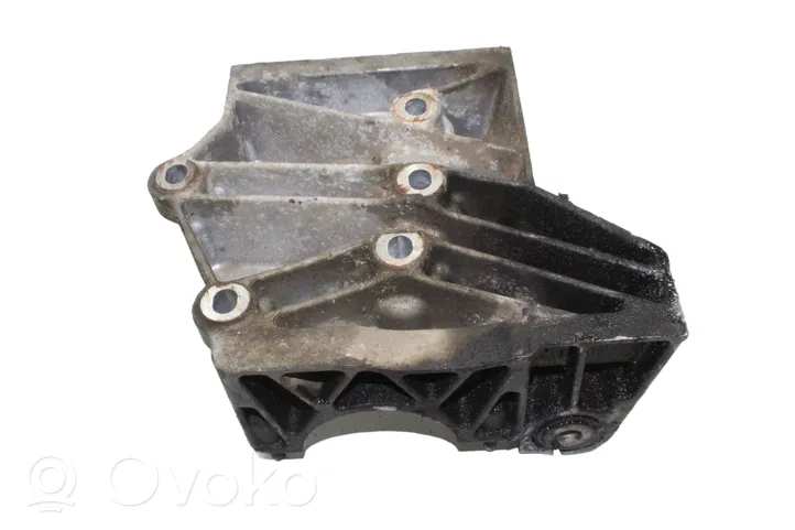 Land Rover Freelander 2 - LR2 Staffa del cuscinetto di supporto dell’albero di trasmissione 6G9N4H473CC