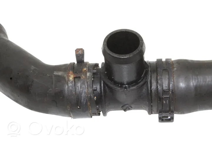 Jaguar XF X250 Tuyau de liquide de refroidissement moteur 4R838B274AD