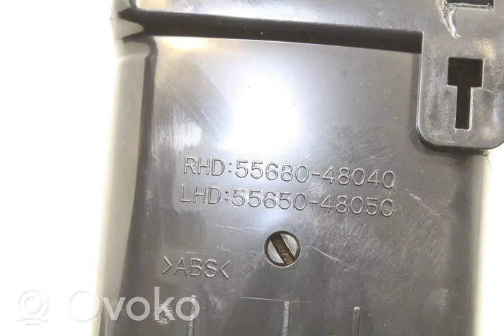 Lexus RX 330 - 350 - 400H Dysze / Kratki nawiewu deski rozdzielczej 5568048040