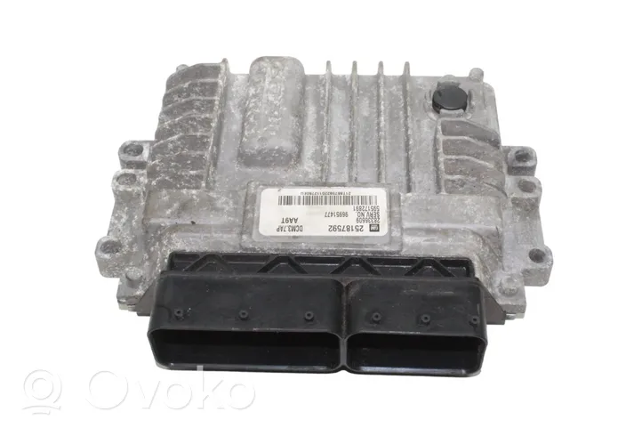 Chevrolet Captiva Komputer / Sterownik ECU i komplet kluczy 25187592