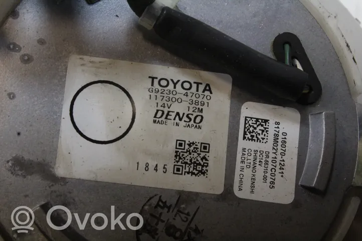 Toyota Prius (XW30) Inne wyposażenie elektryczne G923047070