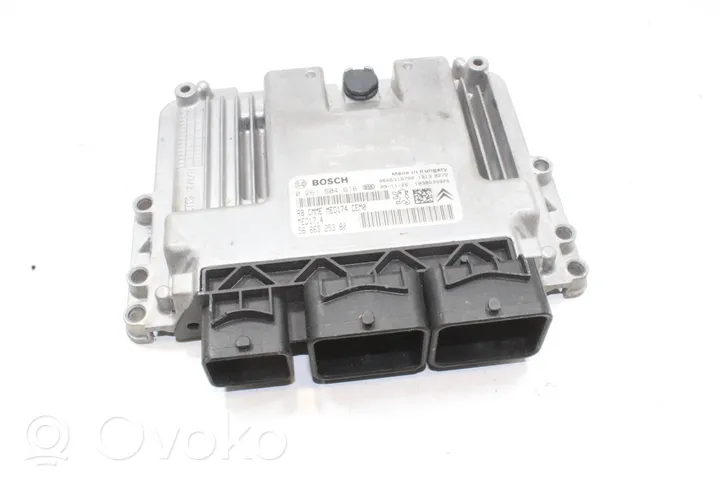 Peugeot RCZ Calculateur moteur ECU 9666325380