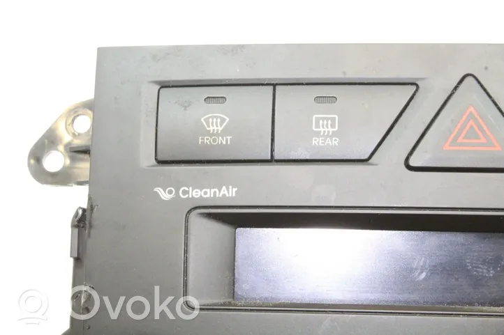 KIA Sorento Przełącznik / Włącznik nawiewu dmuchawy 972502P681