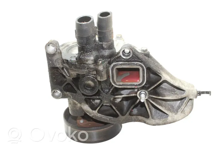 Chevrolet Captiva Pompe de circulation d'eau 96868233