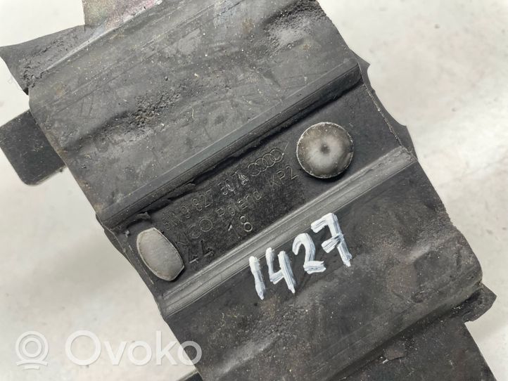 Audi A4 S4 B9 8W Kilpa bagažinės durų spynos 8W9827507