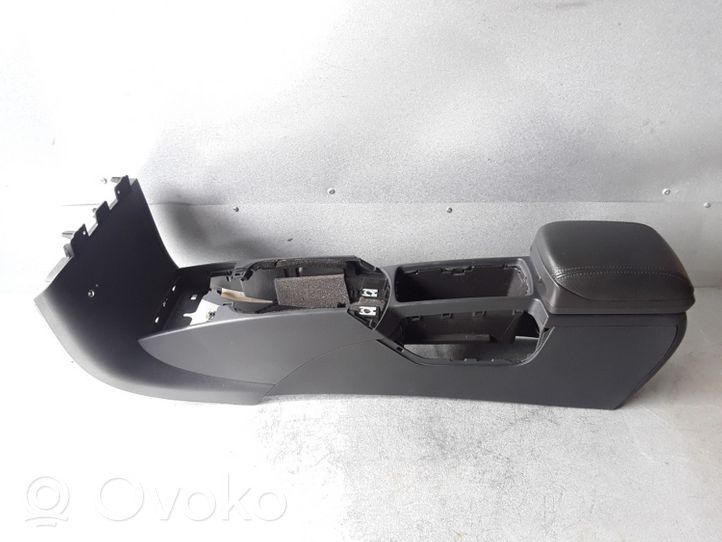 Volvo V50 Console centrale 8687407