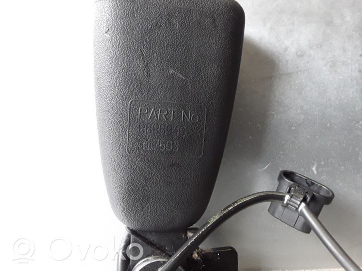 Volvo C30 Boucle de ceinture de sécurité arrière 8686940