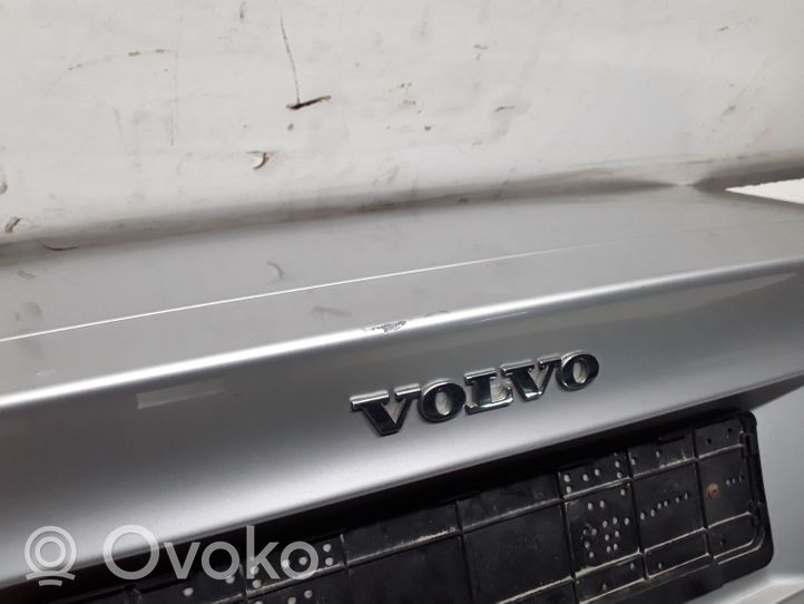 Volvo S60 Takaluukun/tavaratilan kansi 