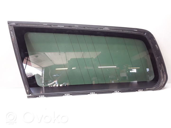 Volvo XC70 Rear side window/glass 