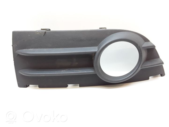 Volvo C30 Mascherina/griglia fendinebbia anteriore 30657196