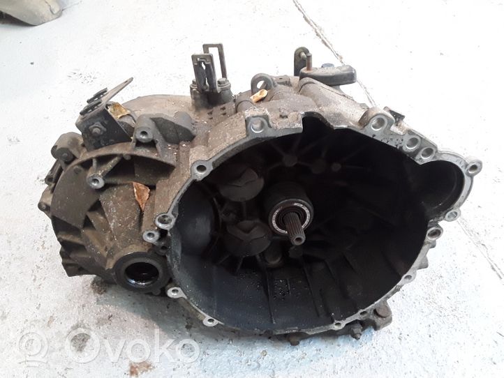 Volvo S80 Mechaninė 6 pavarų dėžė P9482076