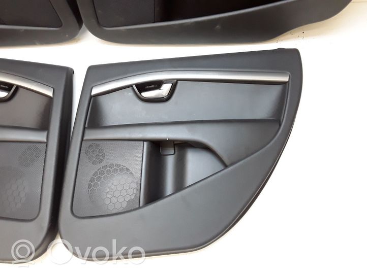 Volvo V70 Kit garniture de panneaux intérieur de porte 39883492